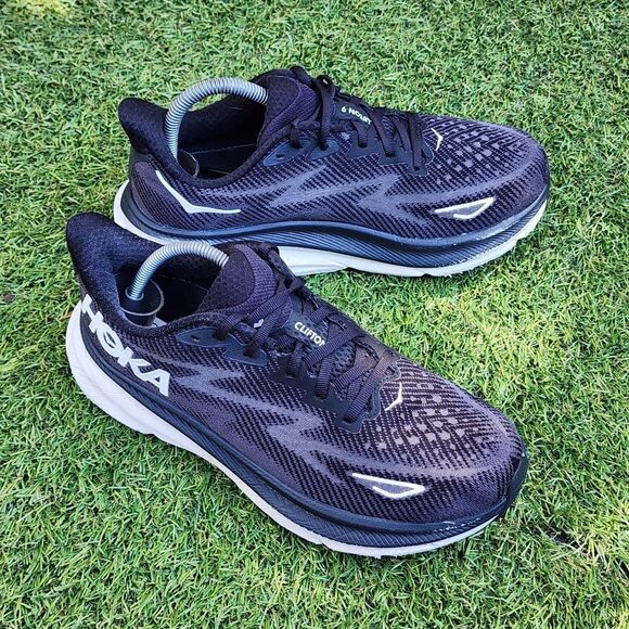 HOKA CLIFTON 9 - Womens Athletic Shoes - SIZE 8.5D WIDE - Picture 3 of 9